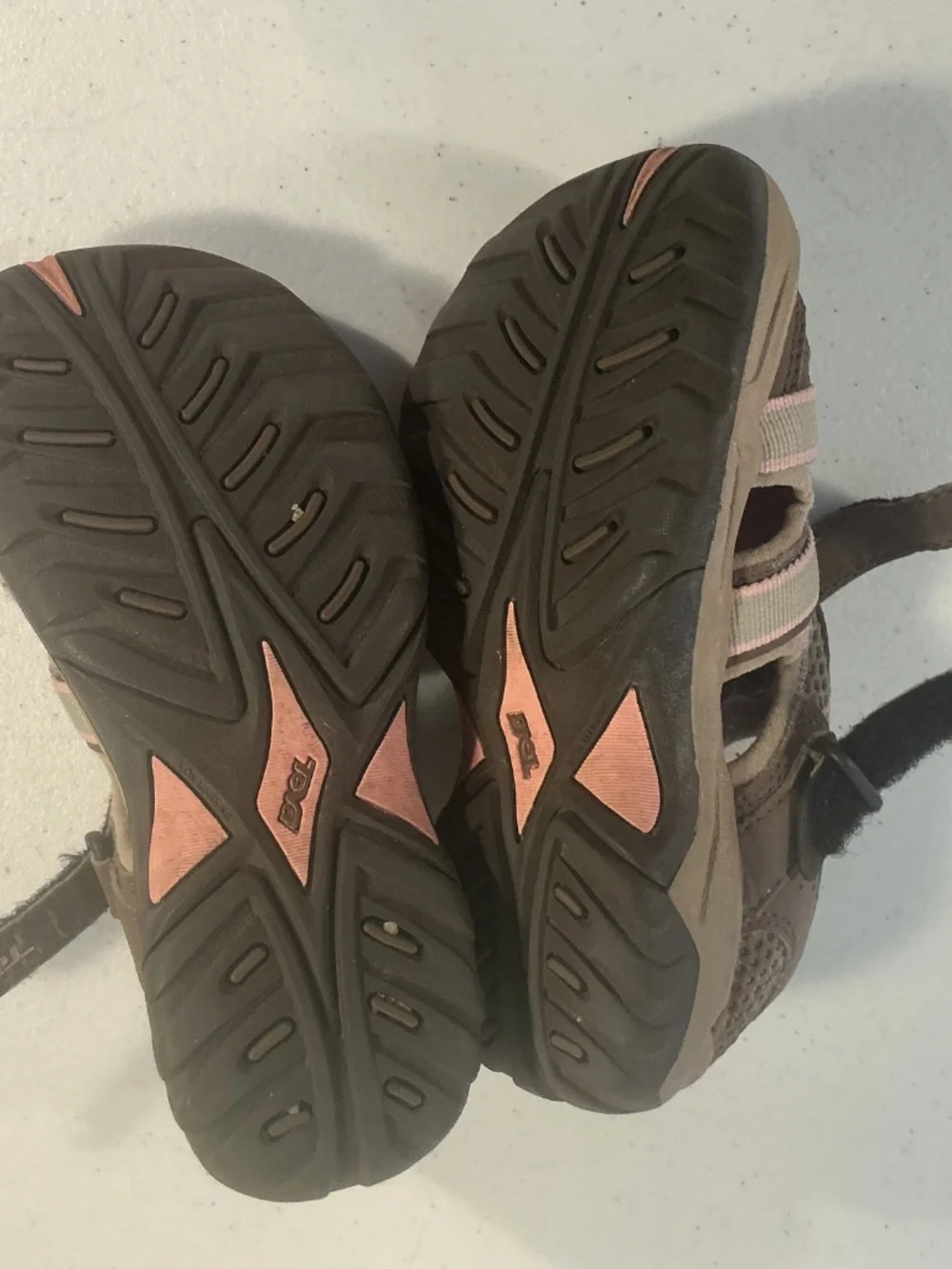 Youth sz 12 TEVA shoes